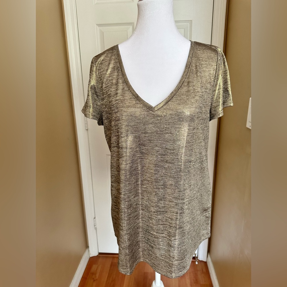 White House black market top size M gold metalic